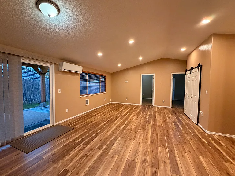 7316 NE 133rd Ave — Photo 11