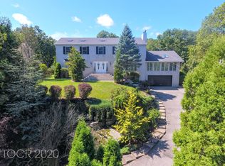 18 Pawnee Ter, West Milford, NJ