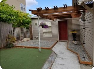 10033 75th Ave S, Seattle, WA 98178