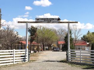 16100 Navajo Rd, Apple Valley, CA 92307