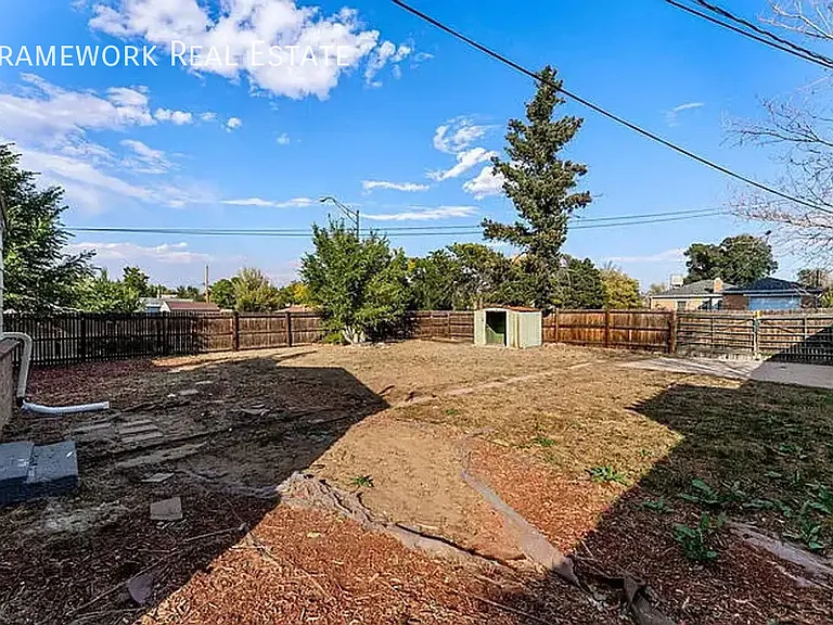 3150 N Fillmore St — Photo 37