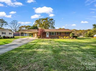 913 Webb Rd, Ellenboro, NC 28040