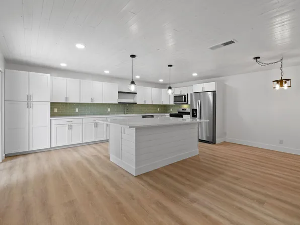 1585 Forest Lakes Circle #B, West Palm Beach, FL 33406