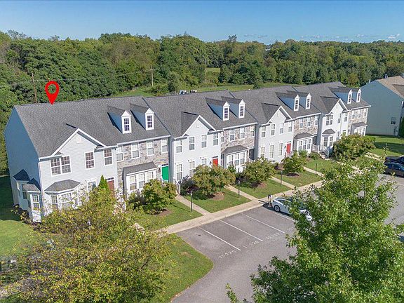 2nd image of 10320 Bridle Ct