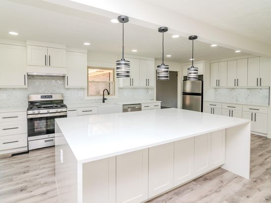 213 Kimberly Heights Dr, Nicholasville, KY 40356