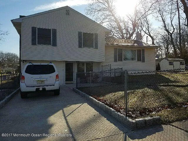 3 Metedeconk Ln photo 1