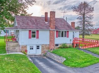 684 Hopewell Rd, White, PA 15490