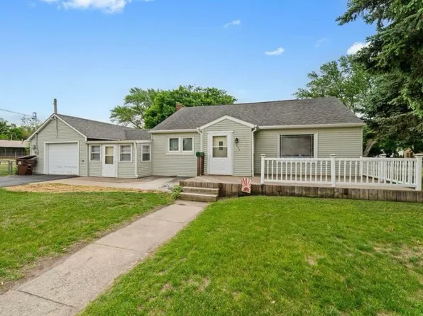 450 Gayton Ave, South Beloit, IL 61080