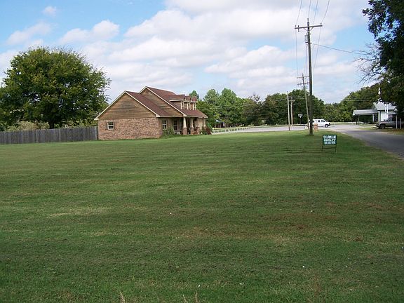 3rd image of 406 S Moody Dr