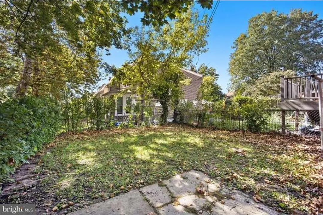 2618 N Van Buren Street — Photo 4