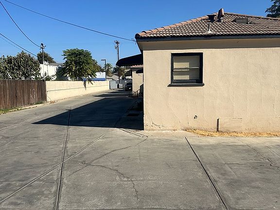 2nd image of 2325 Chester Ln APT F