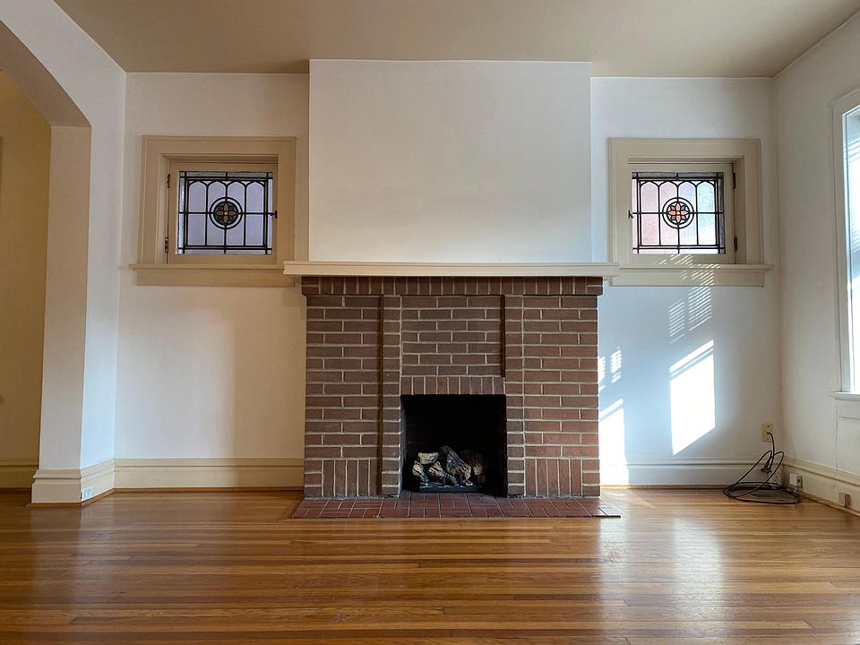 1st image of 3421 Magnolia Ave #1F