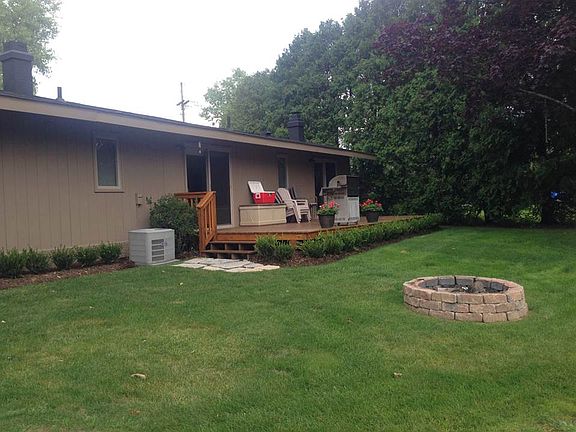 2nd image of 4701 Clinton Dr