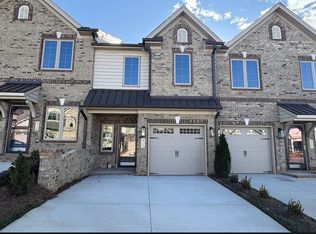 4734 Willowstone Dr, High Point, NC 27265