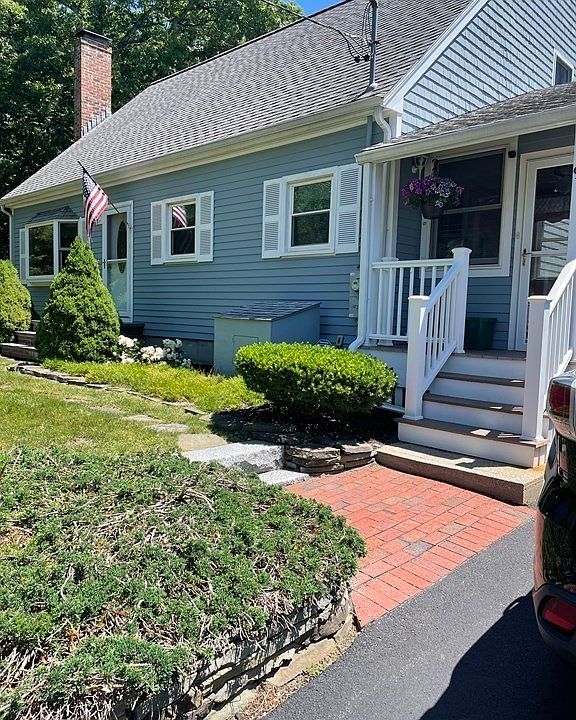 92 Hill Top Rd, Whitman, MA 02382 | Zillow