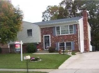 5655 Neddleton Ave, Woodbridge, VA 22193