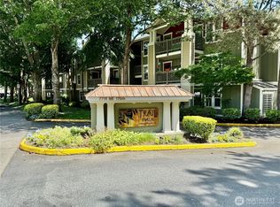 7711 NE 175th St UNIT C106, Kenmore, WA 98028