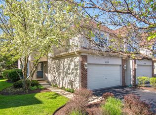3373 Renard Ln, St Charles, IL 60175