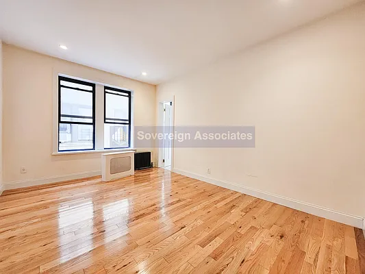 Rented by Sovereign Associates | media 6