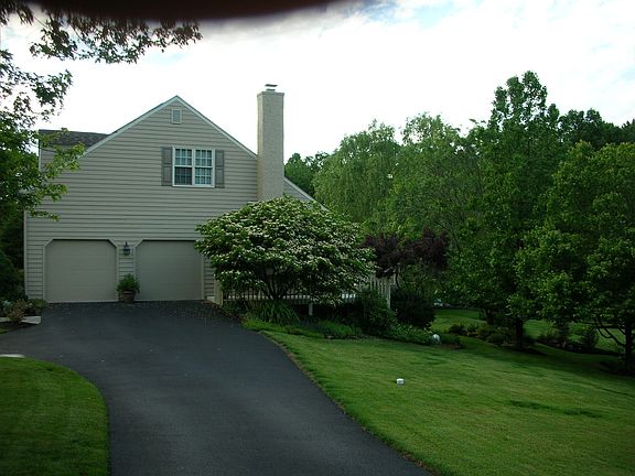 Driveway Entrance