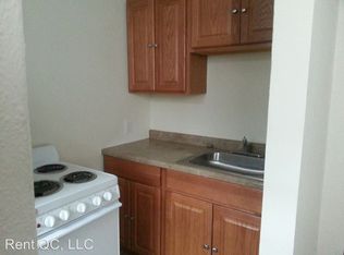 2302 31st St APT 2, Moline, IL 61265