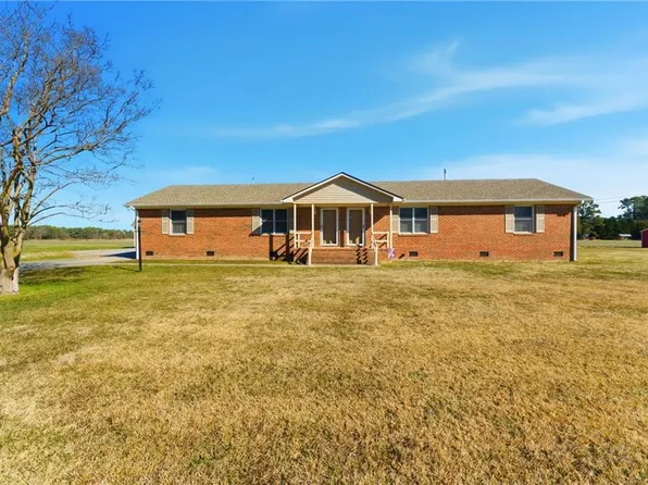 108 Hawthorne Dr, Elizabeth City, NC 27909