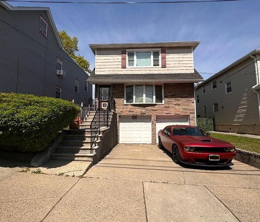 1st image of 233 Shephard Ave