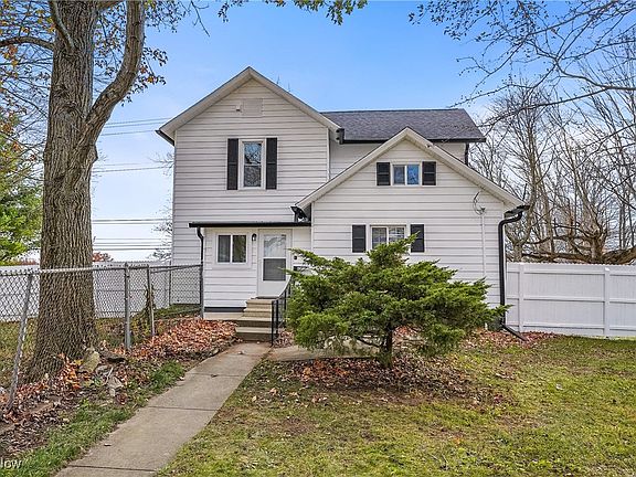 4th image of 9865 Tallmadge Rd