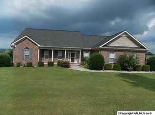 1161 New Market Rd, New Market, AL 35761