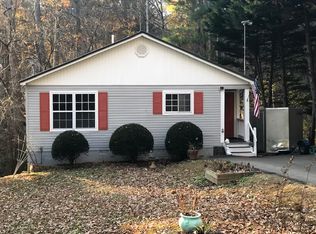5135 Phoenix St, Cumming, GA