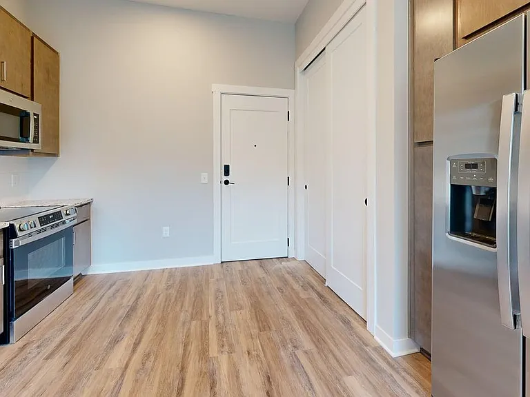 1C-West-Kitchen 1C-West-Kitchen