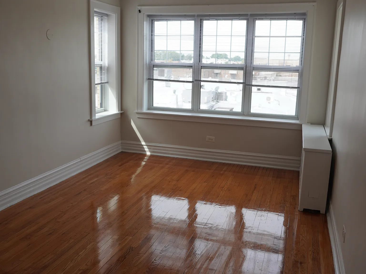 1 bed, 1.0 bath, 800 sqft, $1,225 — Photo 3