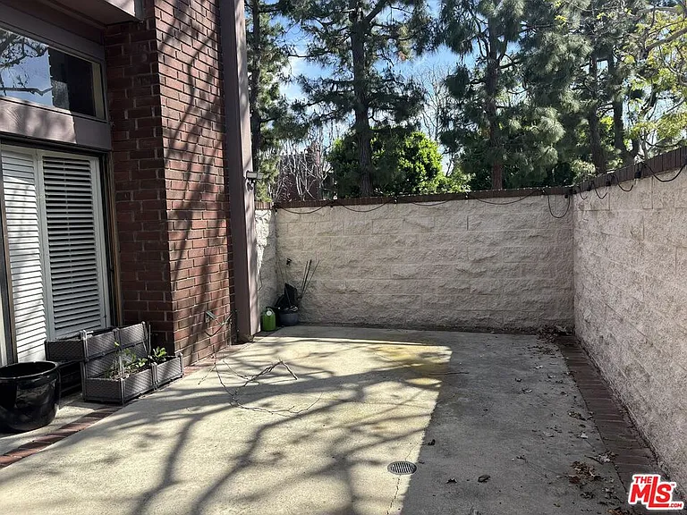 4541 Alla Rd #5 — Photo 2