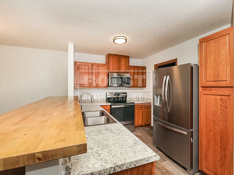 3985 Covington Dr — Photo 6