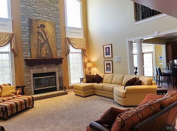 5th image of 6415 Landstone Dr