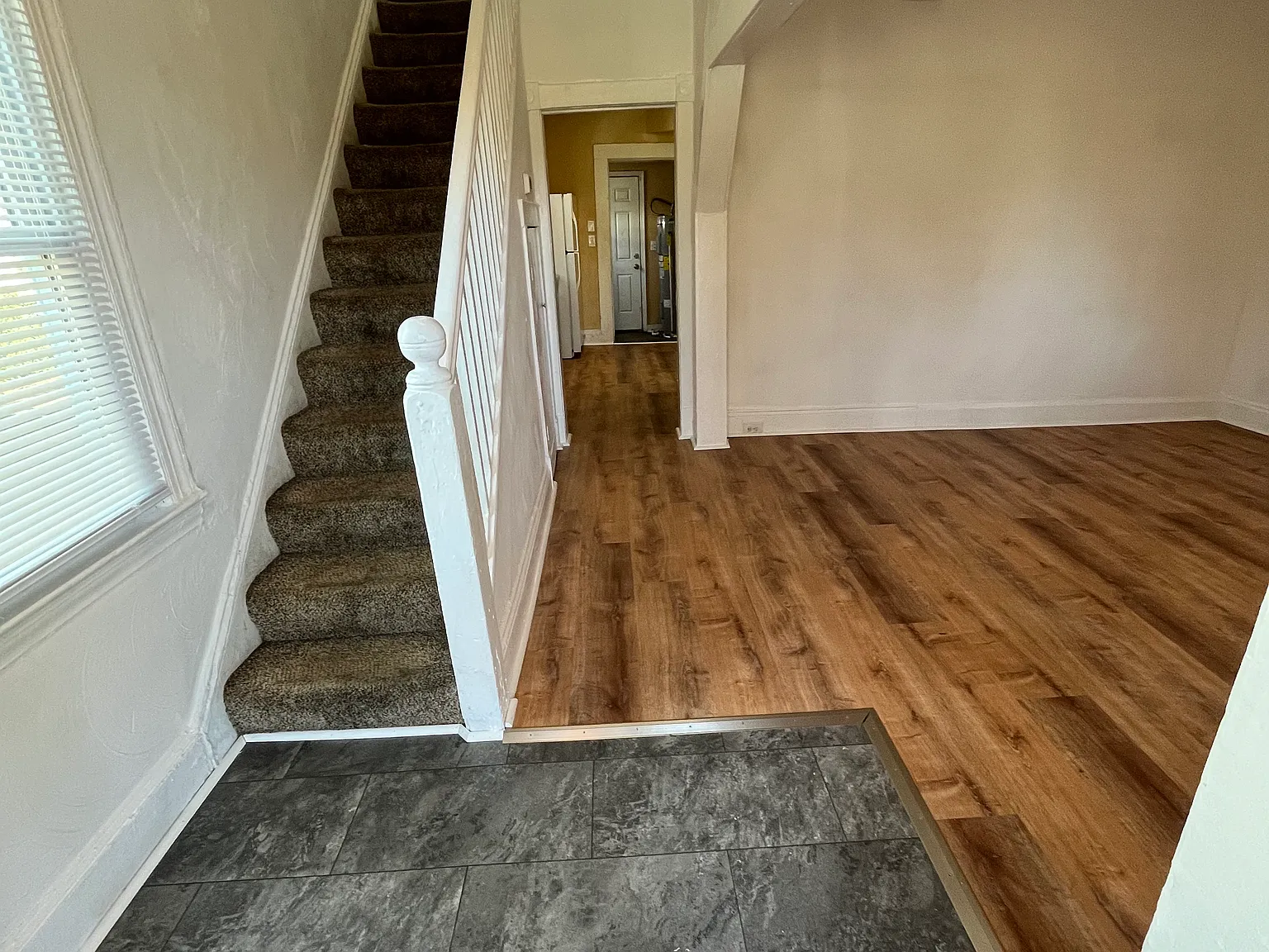 4 bed, 1200 sqft, $1,700 — Photo 3