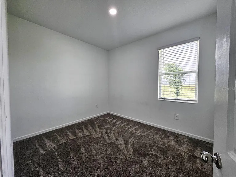 652 Daring Dr — Photo 15