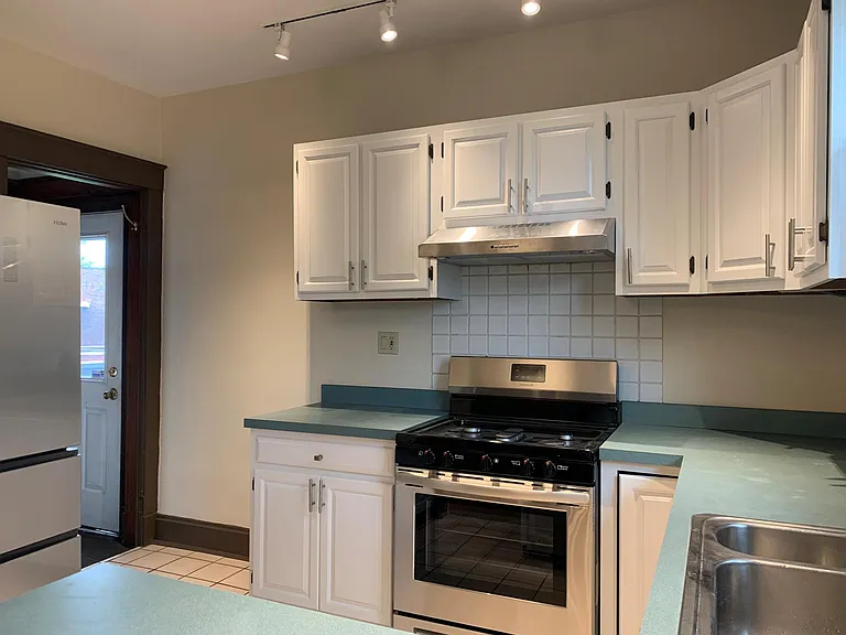 2644 Madison Rd #2 — Photo 9