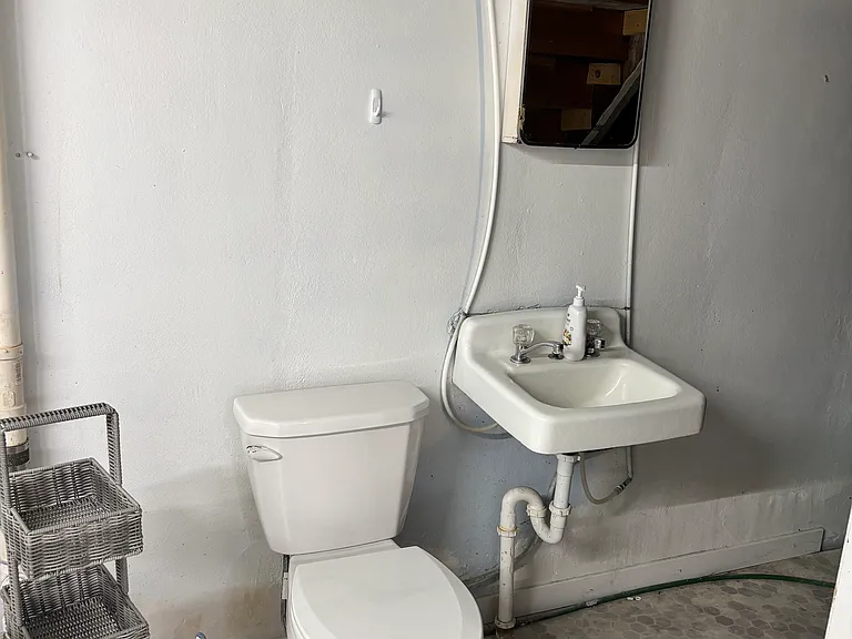 408 S Yale St — Photo 11