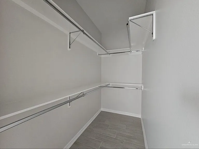1019 N Woodson Ave #2 — Photo 9