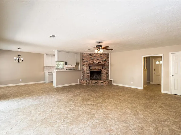 7403 Tall Pines Dr — Photo 5
