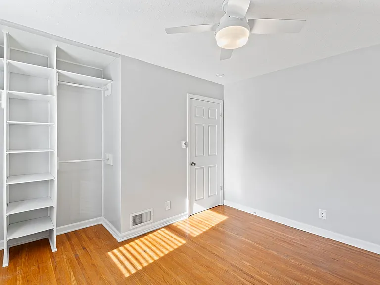 4227 Hillbrook Dr — Photo 13