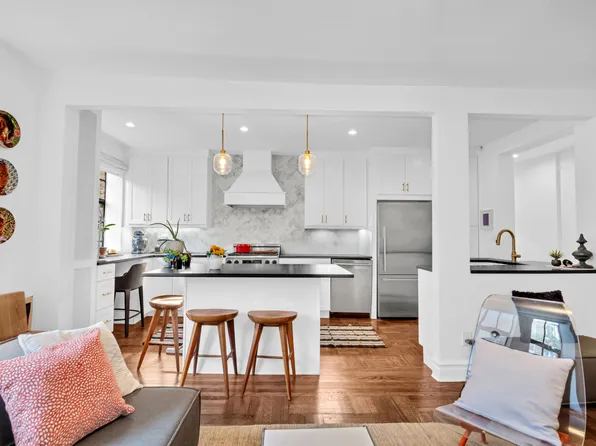 116 Pinehurst Avenue H23 image 2 of 11