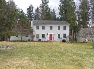 3915 W Herbison Rd, Dewitt, MI 48820