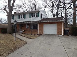 434 Leith Ave, Waukegan, IL 60085