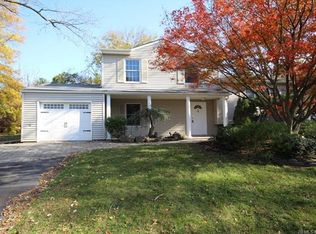 507 Roxbury Rd, Belford, NJ 07718