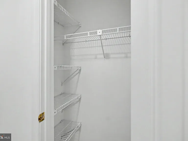 12102 Green Leaf Ct #201 — Photo 21