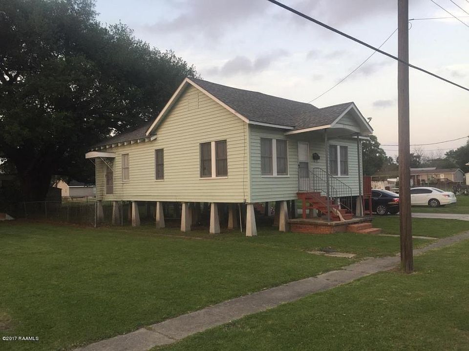 2nd image of 205 Canal St
