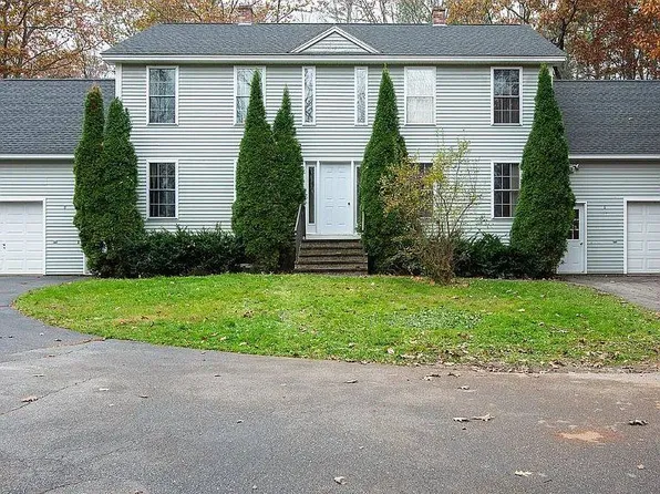 2 Terio Dr, Arundel, ME 04046