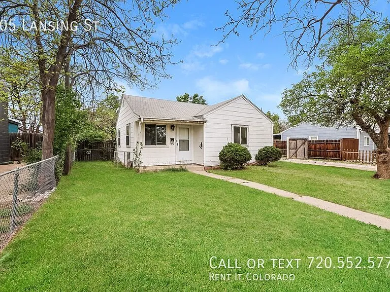 705 Lansing St — Photo 2